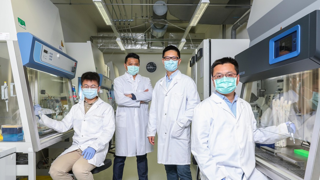 Yu-Qing Xie, Ping-Chic Ho, Li Tang and Yugang Guo © Alain Herzog / 2021 EPFL Yu-Qing Xie, Ping-Chic Ho, Li Tang and Yugang Guo © Alain Herzog / 2021 EPFL