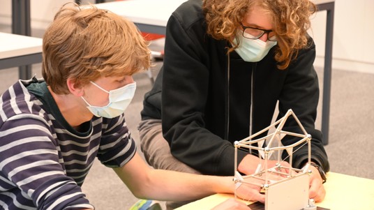 © 2021 SPE-EPFL