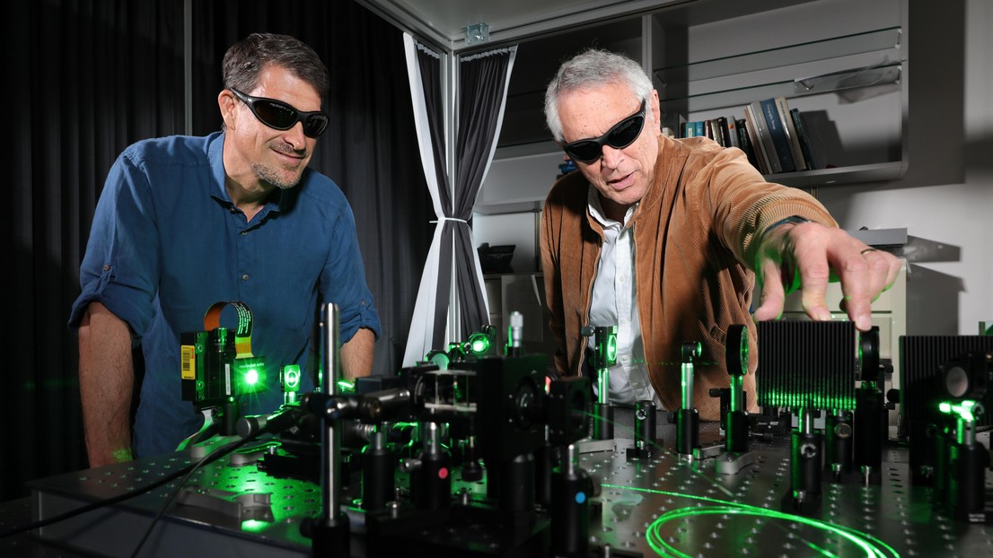 Christophe Moser and Demetri Psaltis 2021 EPFL/Alain Herzog - CC-BY-SA 4.0