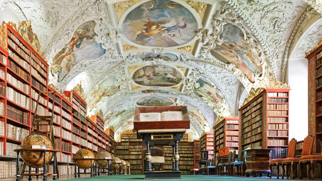 The Klementinum Library in Prague. Even in the 17th century, the amount of knowledge was impressive. EPFL / iStock The Klementinum Library in Prague. Even in the 17th century, the amount of knowledge was impressive. EPFL / iStock