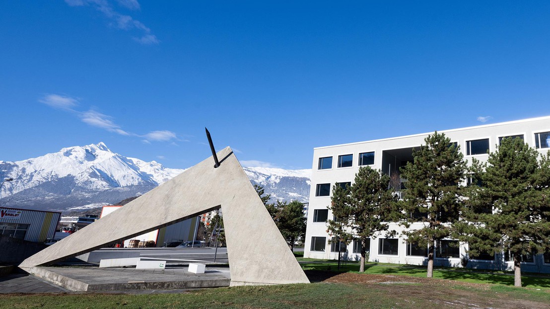 Demonstrators of cost-effective carbon capture, utilization, and storage will be deployed on the EPFL Valais-Wallis campus. 2023 EPFL/ Olivier Maire - CC-BY-SA 4.0