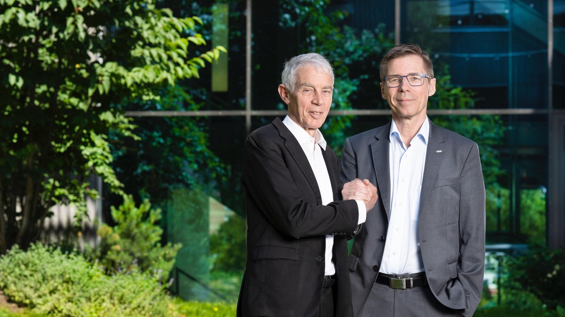 Martin Vetterli, EPFL president, and Joël Mesot, ETH Zurich president. 2023 EPFL/Fred Merz/Lundi13 - CC-BY-SA 4.0 Martin Vetterli, EPFL president, and Joël Mesot, ETH Zurich president. 2023 EPFL/Fred Merz/Lundi13 - CC-BY-SA 4.0