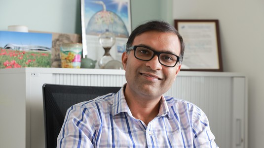 Prof. Kumar Agrawal holds the Gaznat Chair for Advanced Separations - 2023 EPFL/Alain Herzog - CC-BY-SA 4.0