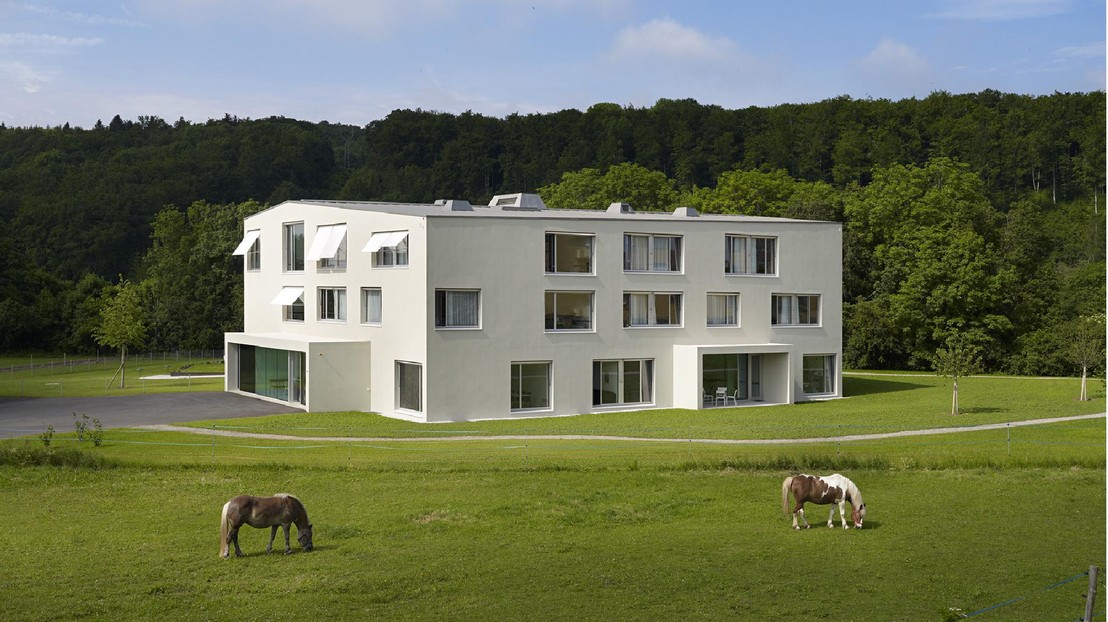 frundgallina architectes, EMS Contesse, Croy, 2003-2010, vue extérieure, © Milo Keller