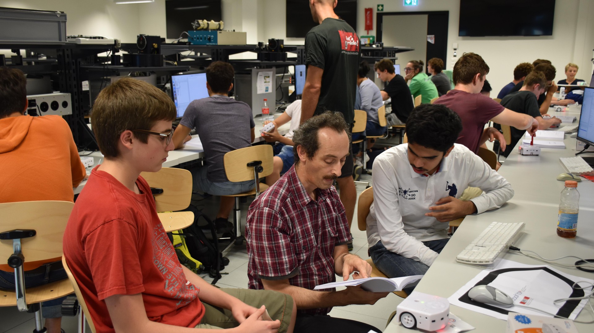 © 2017 - Summerschool robotics, EPFL
