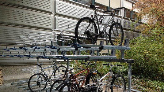 Two-storey racks (CH A) © EPFL 2017