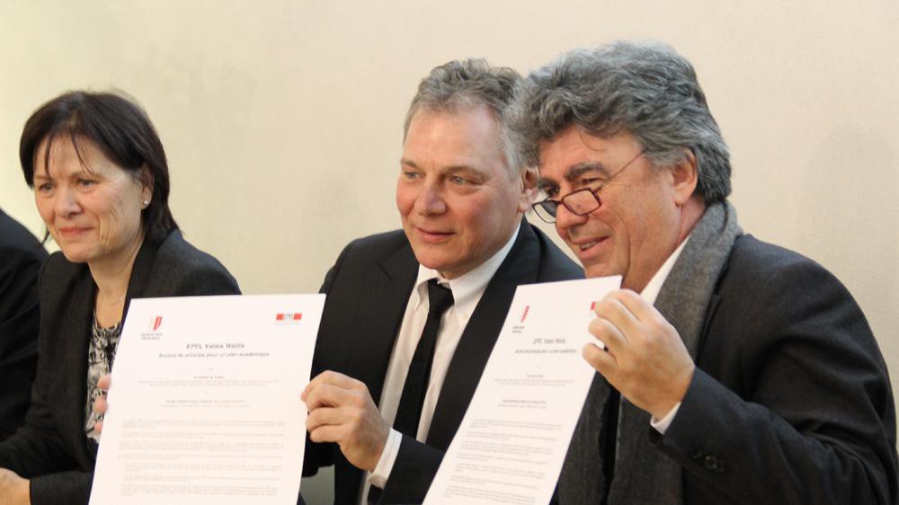 Jacques Melly, president of the State Council of Valais, and Patrick Aebischer, president of EPFL. Jacques Melly, president of the State Council of Valais, and Patrick Aebischer, president of EPFL.