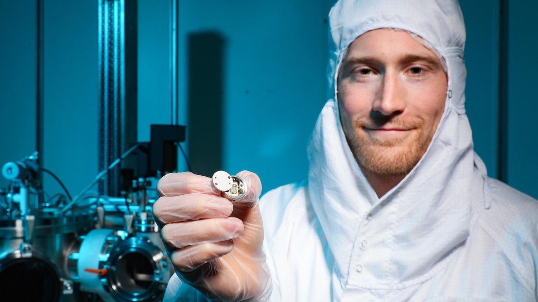 Ian Rousseau, CEO of Hexisense, brings to the market a gallium nitride-based chip that can measure vaccums © 2019 Alain Herzog Ian Rousseau, CEO of Hexisense, brings to the market a gallium nitride-based chip that can measure vaccums © 2019 Alain Herzog