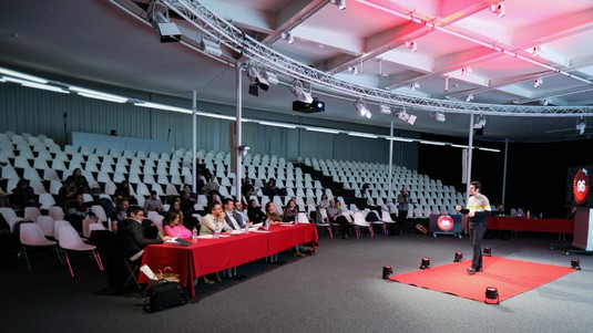 Fewer than 50 persons in attendance because of measures against the coronavirus © 2020 Alain Herzog