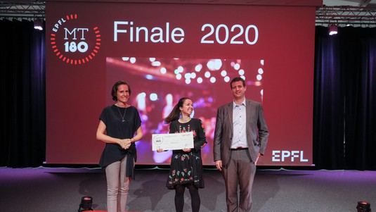 Marilyne Andersen, professor, and Raphaël Thiébaud, CVCI, with Margaus Larcher © 2020 Alain Herzog