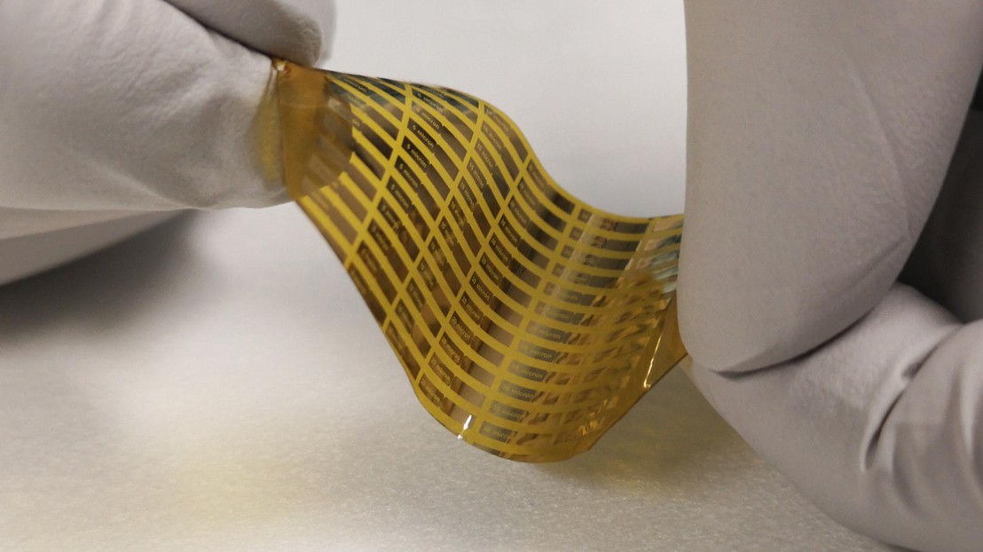 The nanoscale terahertz wave generator can be implemented on flexible substrates. © EPFL / POWERlab The nanoscale terahertz wave generator can be implemented on flexible substrates. © EPFL / POWERlab