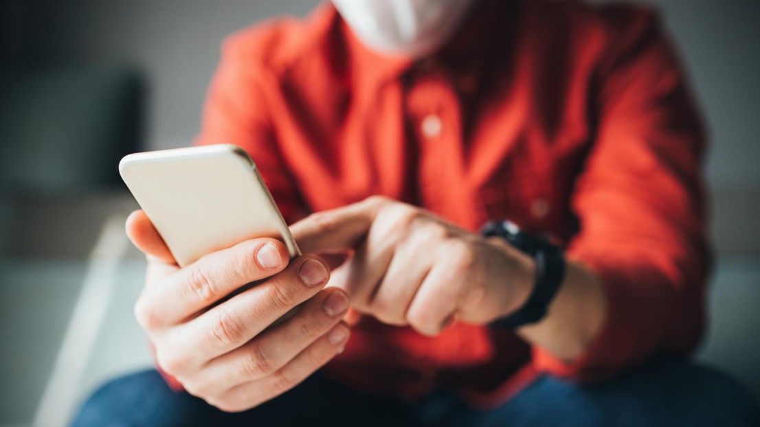 DP-3T proposes a secure, decentralized, privacy-preserving proximity tracing system © iStock DP-3T proposes a secure, decentralized, privacy-preserving proximity tracing system © iStock