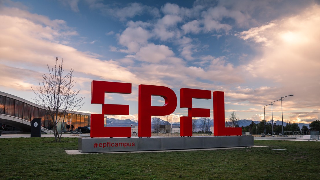 © 2020 EPFL © 2020 EPFL