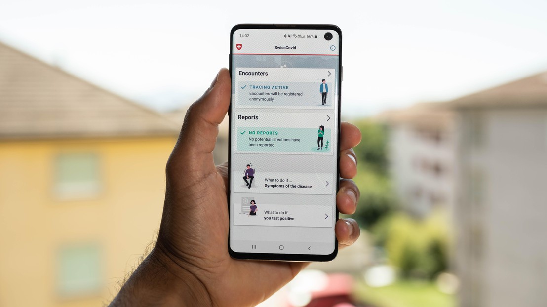 SwissCovid est disponible gratuitement sur les magasins d'applications. © EPFL / Jamani Caillet 2020 SwissCovid est disponible gratuitement sur les magasins d'applications. © EPFL / Jamani Caillet 2020