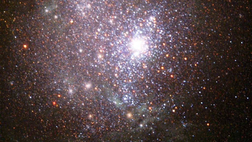 Core of a very ancient galaxy © NASA / ESA Core of a very ancient galaxy © NASA / ESA
